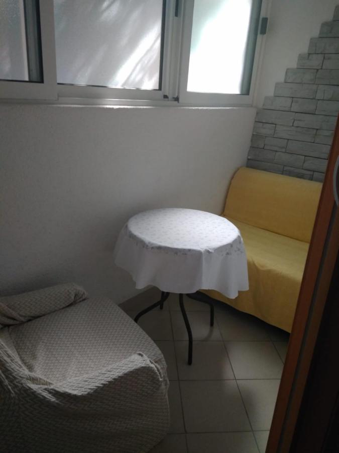 Apartmani Carevic Baska Voda Exterior photo