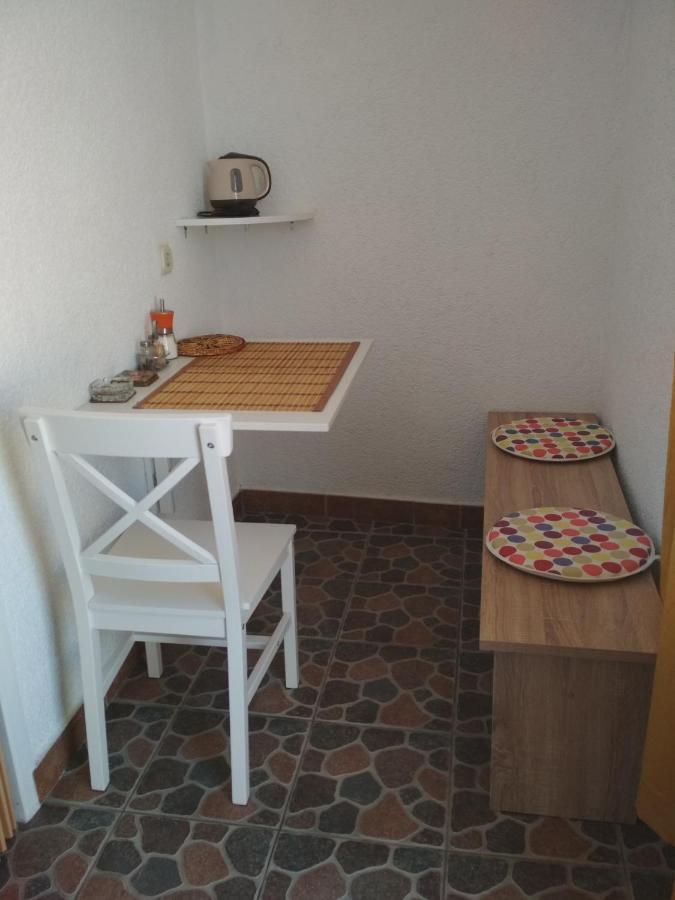 Apartmani Carevic Baska Voda Exterior photo